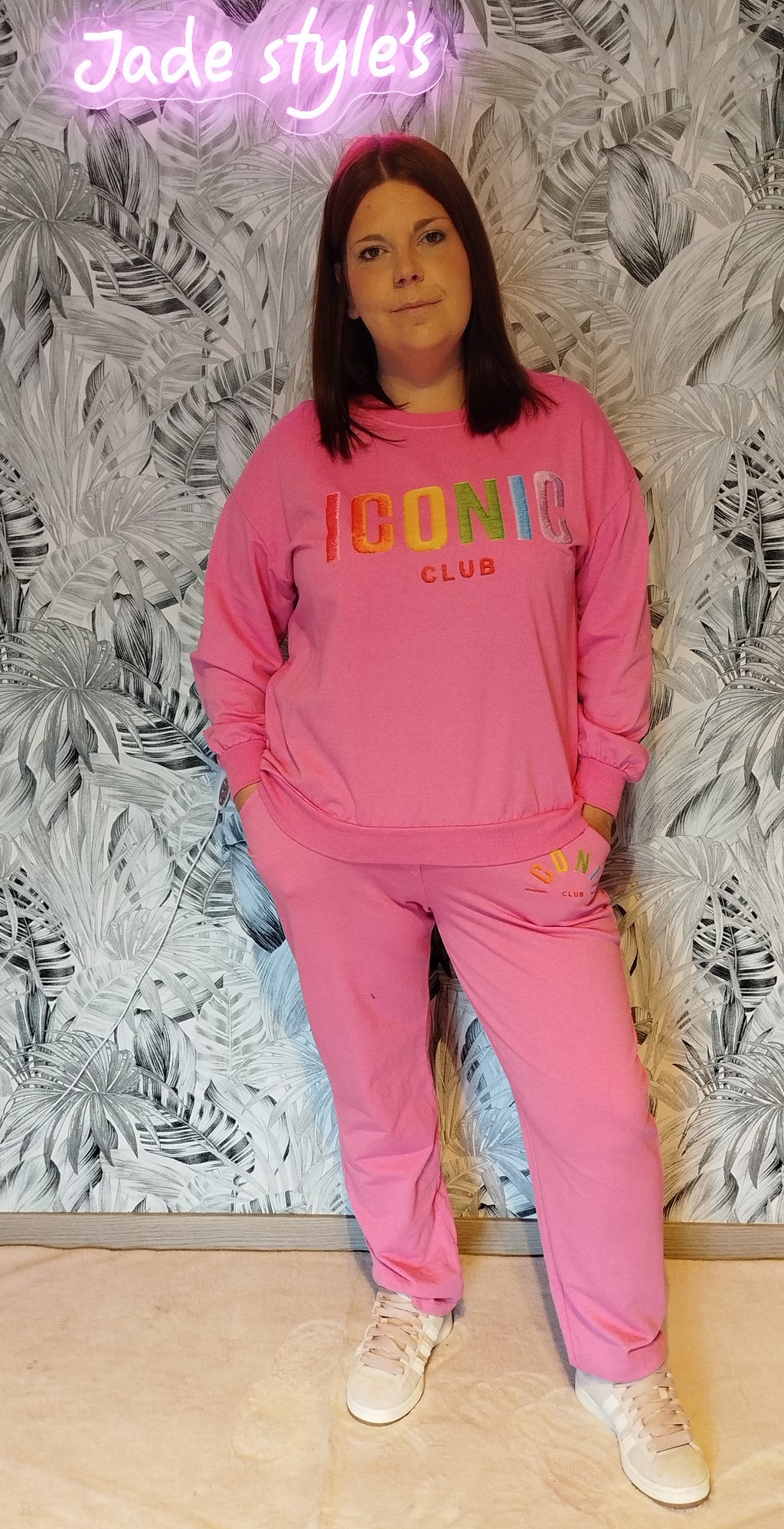 Ensemble jogging " iconic "